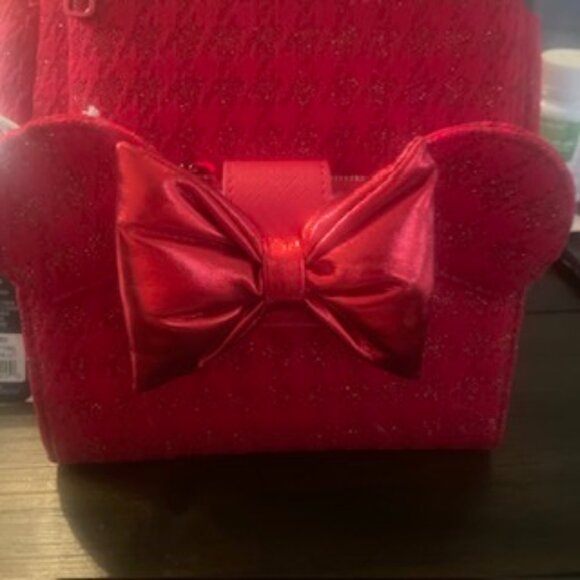 Disney Loungefly Red Minnie Mouse Tonal Cosplay Mini Backpack & Wallet Set – NWT - Picture 6 of 9